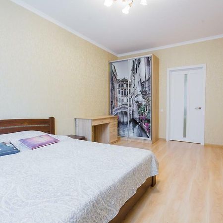 Business Class Apartment At Lomonosova Kiew Exterior foto